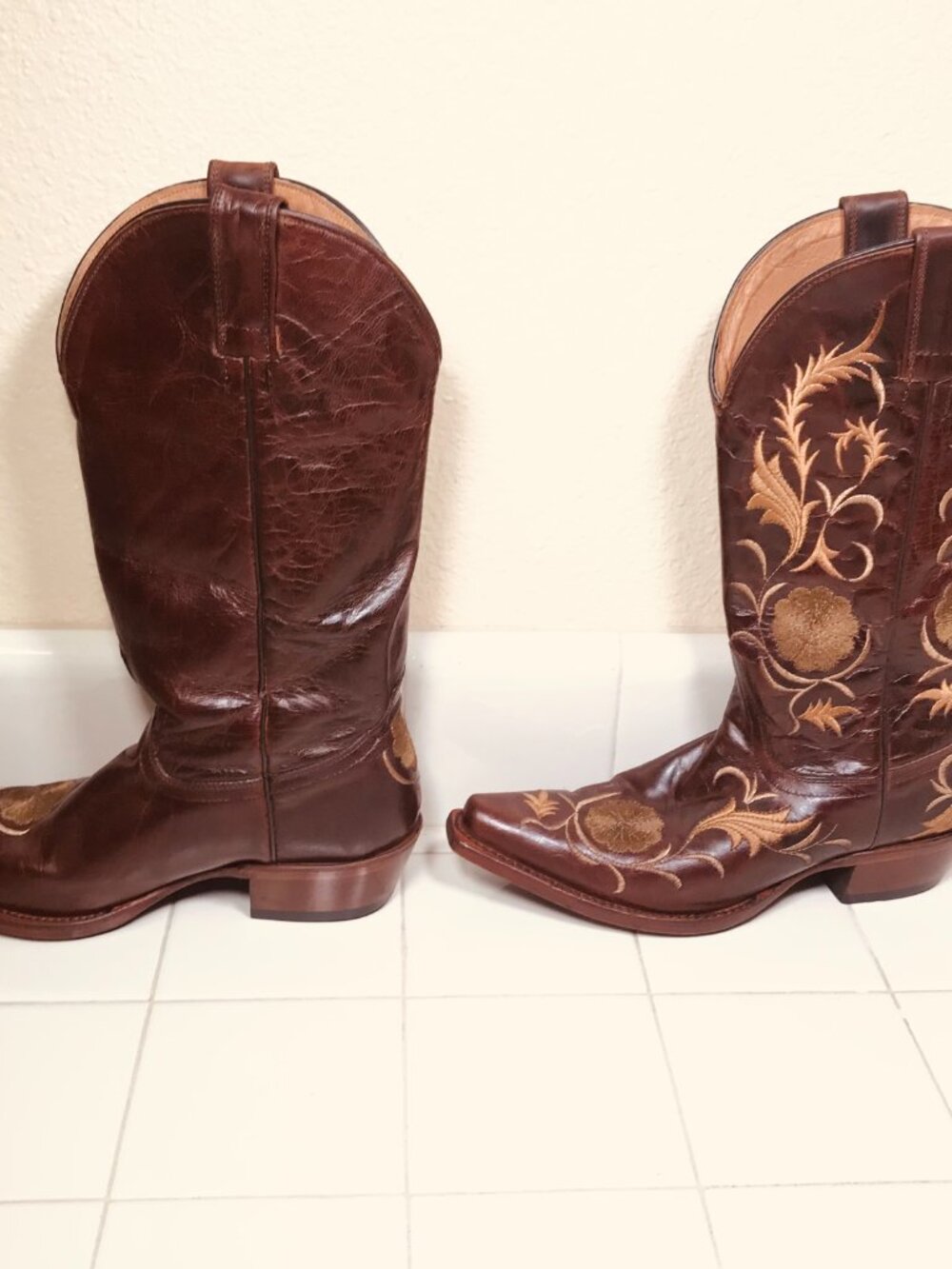 Shyanne Women's Brown Leather Embroidered Western Cowboy Boots Size 6 B - Picture 7 of 16